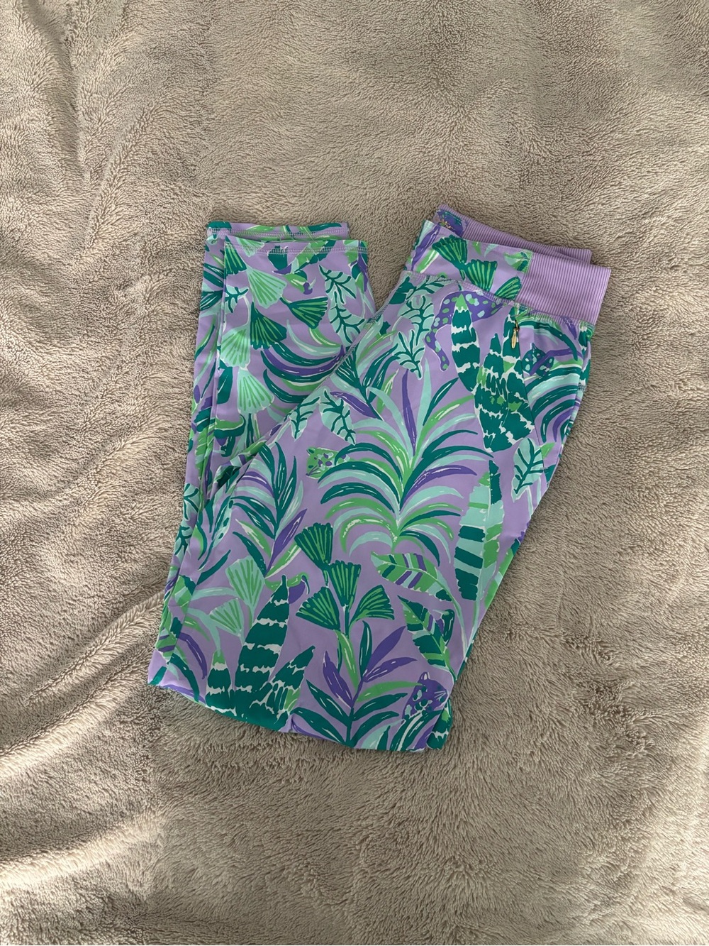 Lilly Pulitzer UPF 50+ 28” Run Around Pant in Purple Iris On The Chase